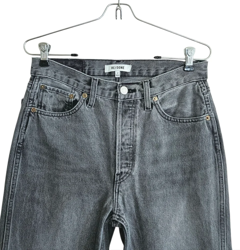 RE/DONE 90s High Rise Loose Jeans in Vintage Ash Grey - Picture 6 of 11